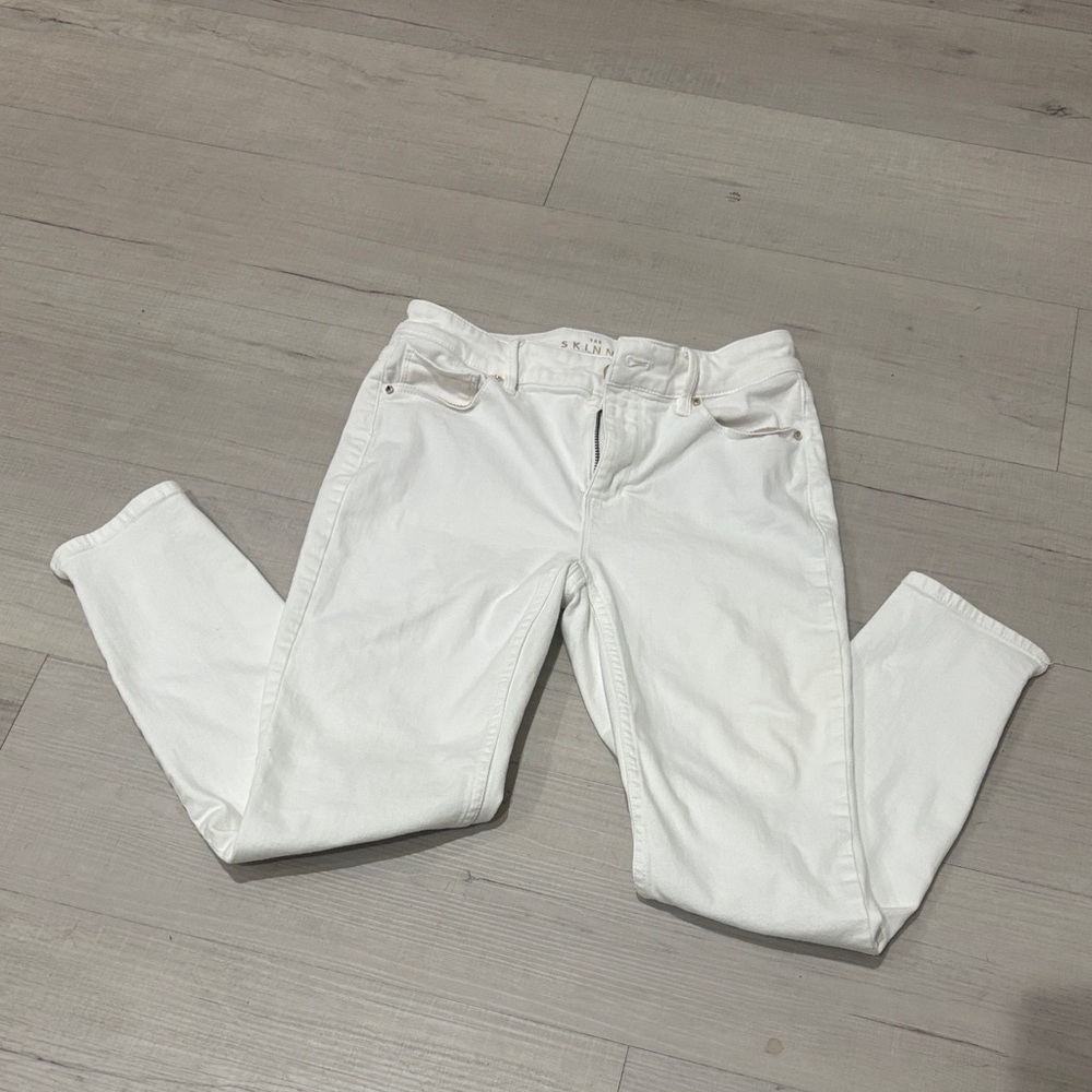White House Black Market Women's Crisp White Skinny Jeans
